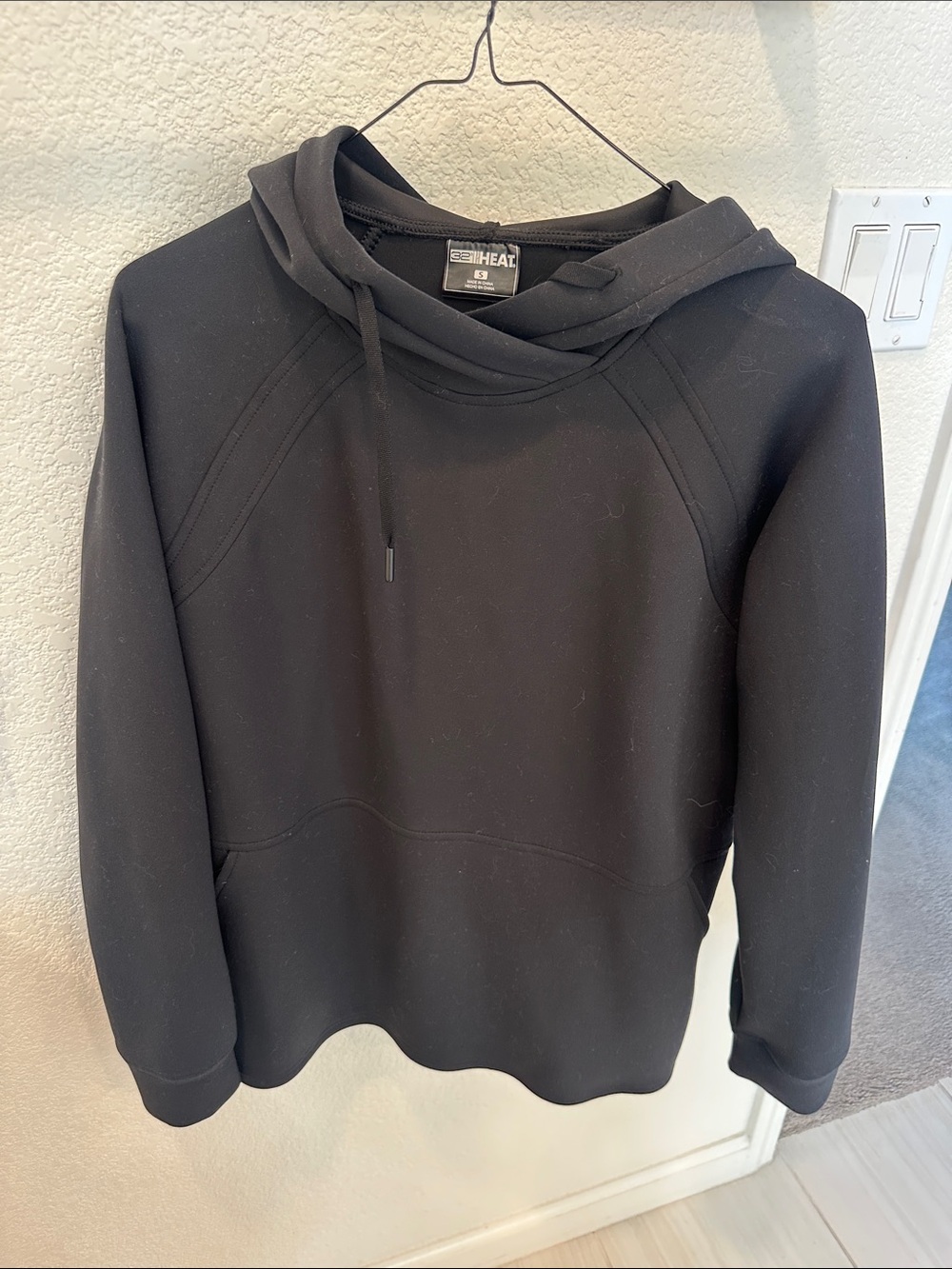 32 Degrees Black Hooded Crewneck Pullover